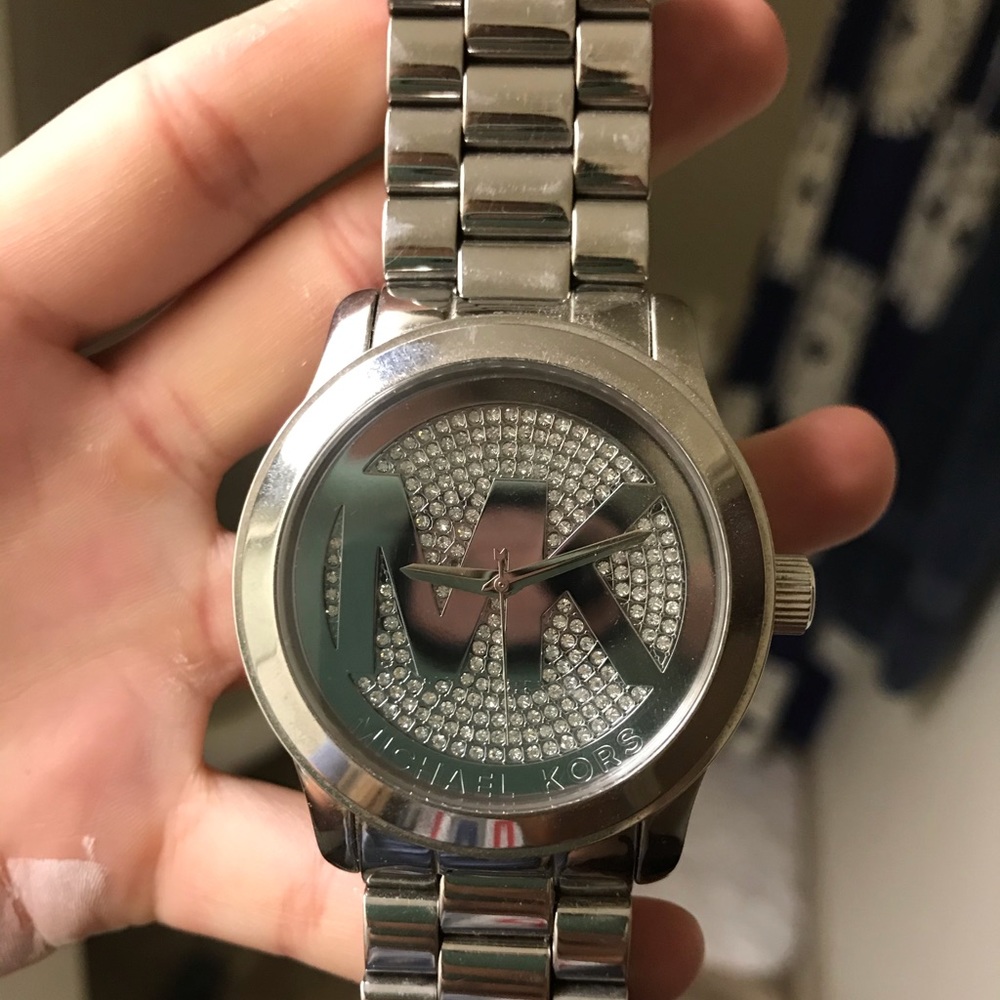 Michael Kors Large faced Watch